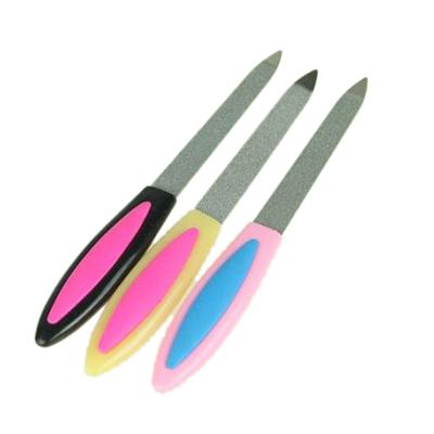 Пилка для ногтей металл с пластик ручкой 13см 3 цв 305-186